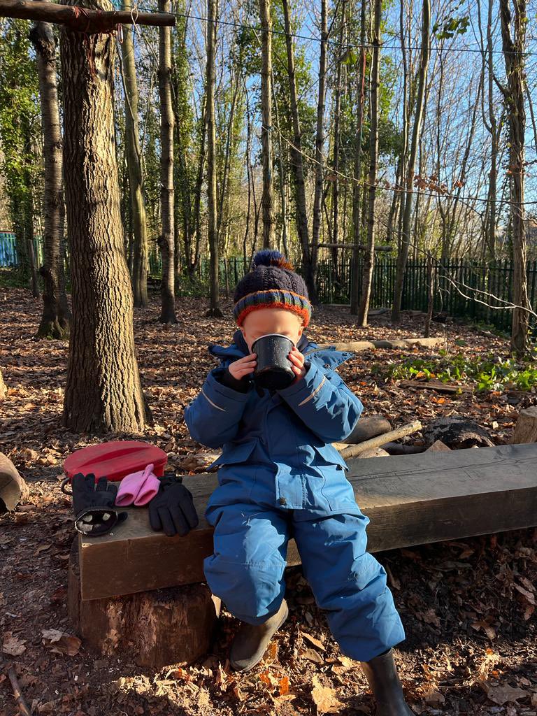 After checking the chickens, seeing the frozen pond, lots of swinging and climbing, preschool absolutely loved having a hot chocolate in forest school today to warm themselves up🥶☕️🔥<a href="/DanesfieldSchl/">Danesfield School</a> <a href="/DanesfieldFS/">Danesfield Forest</a>