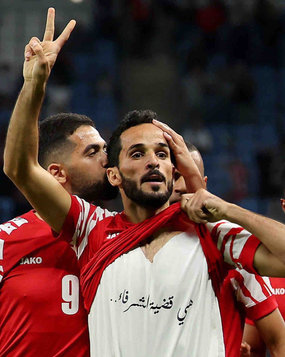 tamara_3lii's tweet photo. اعظم ما انجبت الكرة الاردنية ♥️

#محمود_مرضي_يمثلني  ✌️ https://t.co/BU58NG9qof