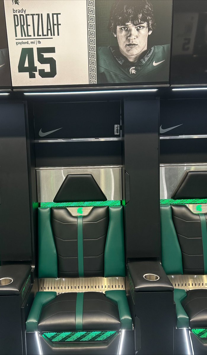 PretzlaffMolly's tweet image. #45
229.4 lbs
@brady_pretzlaff has a new number and making gains in the weight room!
#Putinthework
#Spartandawg
@JeffPretz