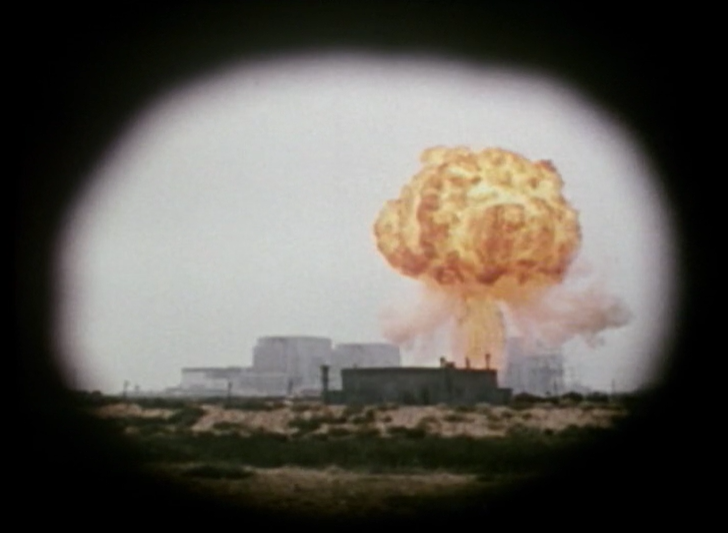 DWUDatabase's tweet photo. So I'm assuming the next story is going to be dealing with the problems of the nuclear fallout from the reactor here? Especially as this plant also supplies most of countries power. Right? #DoctorWho #ClawsofAxos https://t.co/b2TUwDm3wg