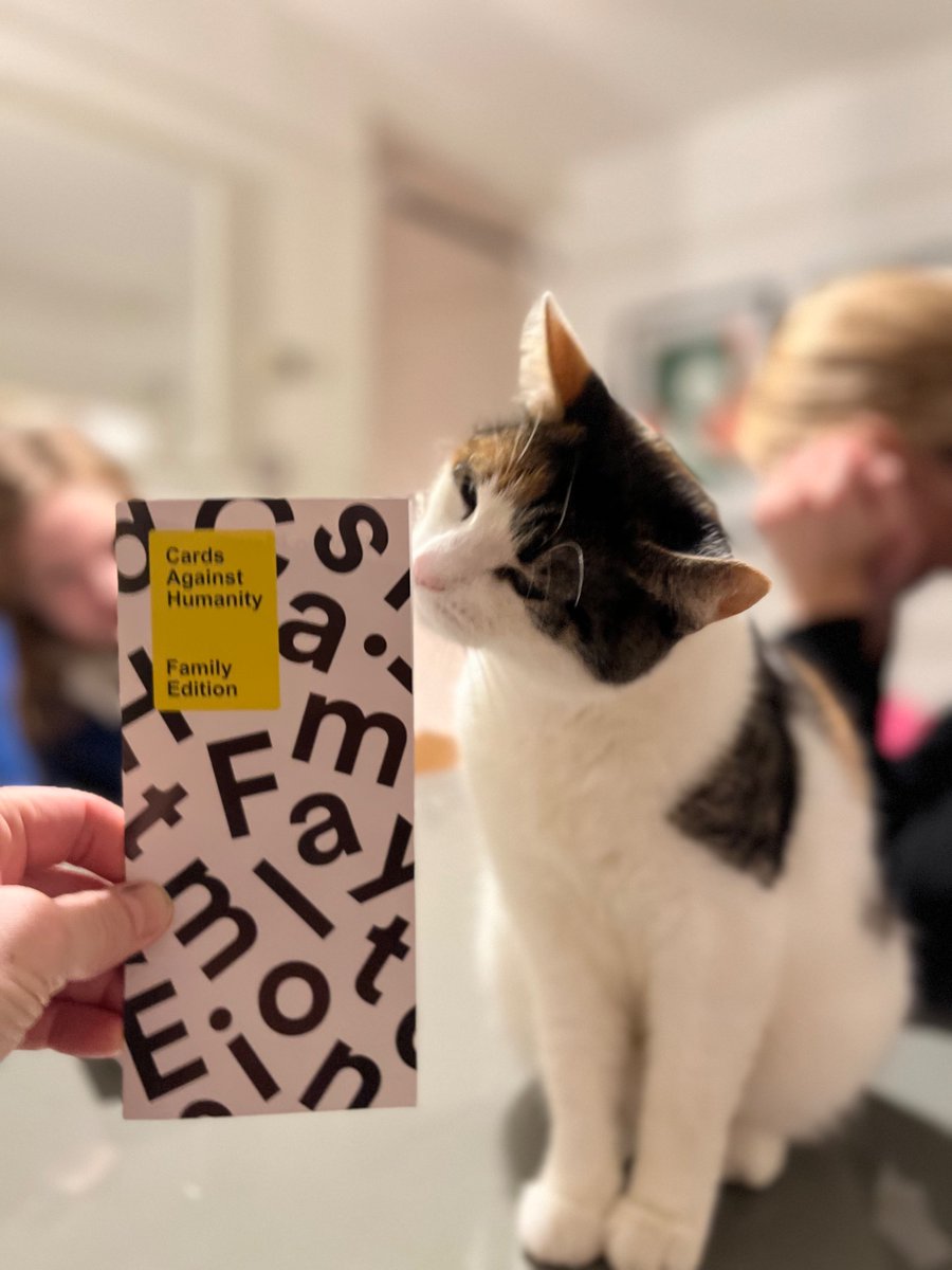 cooorius's tweet photo. @CAH Cats against humanity https://t.co/0SOOFfJZaE