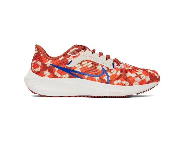 SOLELINKS's tweet photo. Ad: Dropped via SSENSE
Nike Zoom Fly 5 ‘Safety Orange/Hyper Royal’
=> https://t.co/HrNF4PMf0y

Nike Pegasus 40 ‘Coconut Milk/Hyper Royal’
=> https://t.co/lhJzC0jyoE

Nike Zegama ‘Thunder Blue/Summit White’
=> https://t.co/0LBnI3X8VC https://t.co/gYpyCqGDVX