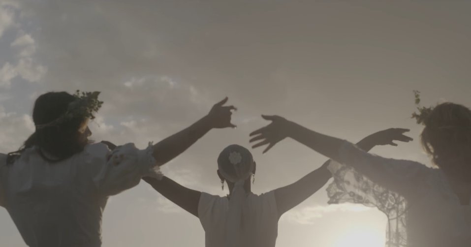 regarding tomorrow's screening at @cineCeoil  - Fri 19 Jan in Pavilion Bar Cork at 6pm

Some of the videos featured include #FaoiBhláth #Fears #DavidMurphy #BarryMcCormack and much more.

*PWYC Tickets can be booked here -> bit.ly/CCF1Fri *

#Cork #Music #MusicVideo