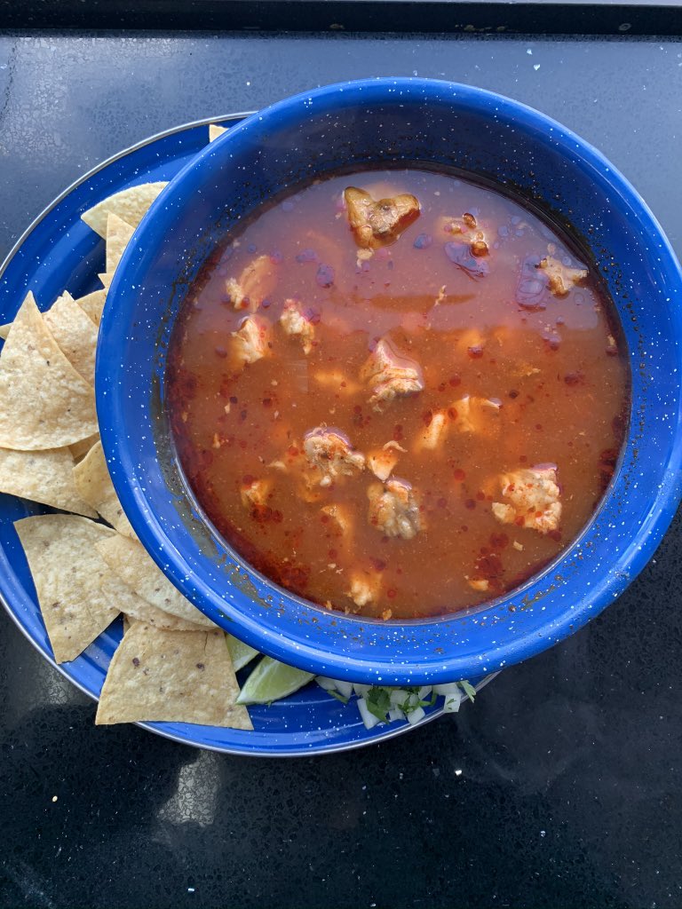 Some pozole for this weather huh ☺️