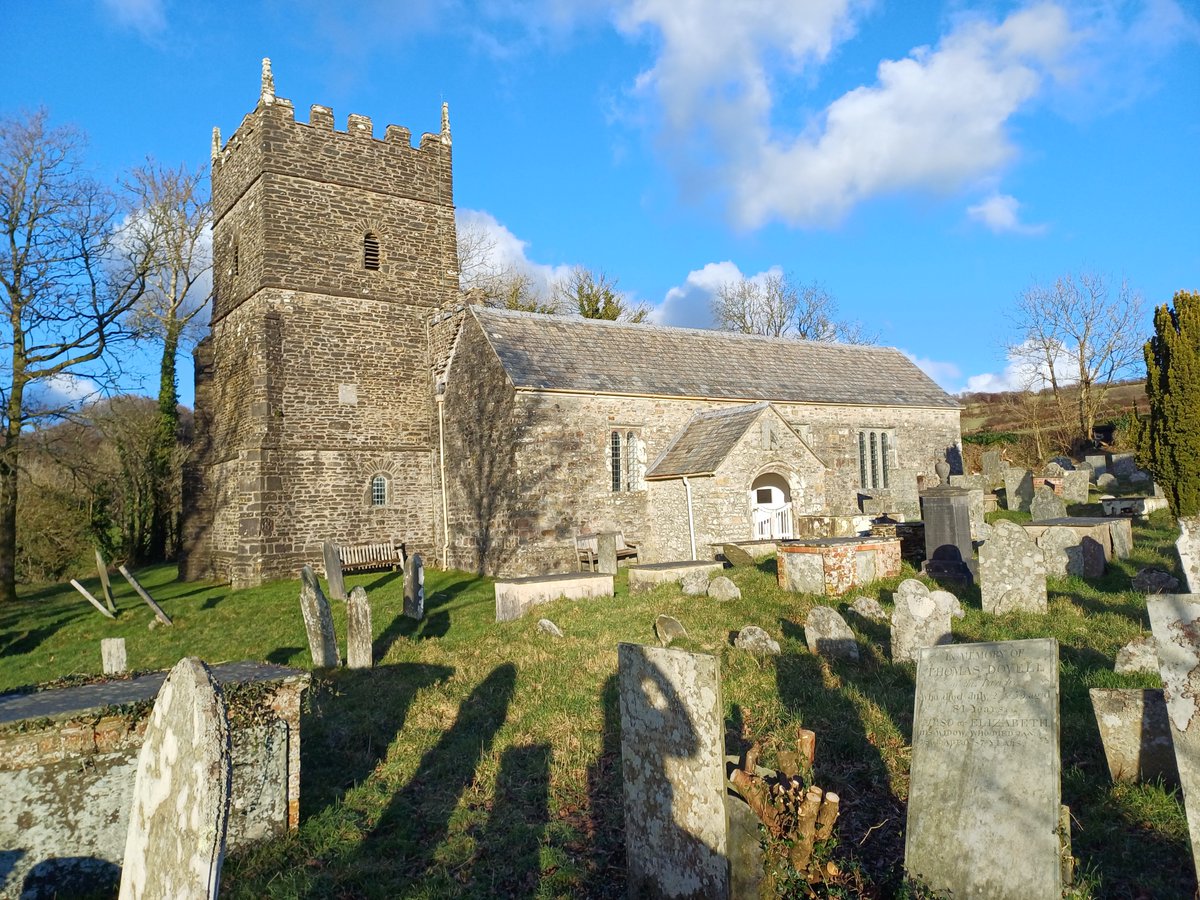 AndyDoesWords's tweet photo. #DevonChurches St Petrock's, Parracombe, Devon is now disused (1969), but maintained by The Churches Conservation Trust. Tower c.1182, Chancel c.1252, font early mediaeval (from Martinhoe). Tympanum is Hanoverian. https://t.co/kYNyhK0ddR