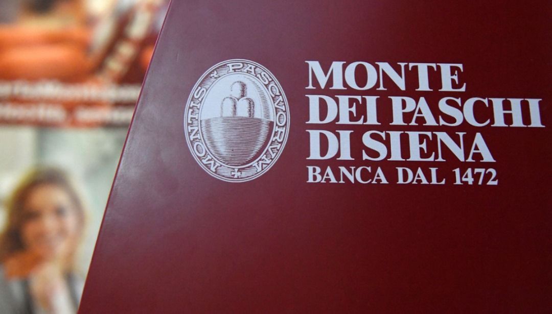 #DidYouKnow?

The first bank in the world to operate is Banca Monte dei Paschi di Siena also known as BMPS. It started its operation in 1472. It was however reformed into its current form in 1624. 

#ThrowbackThursday #Banking #BankingHistory