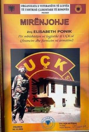 İsviçreli Elisabeth Poniku, savaş döneminde tüm mal varlığını UÇK'ya bağışladı. Prizrenli biriyle evlenen Elisabeth ardından müslüman oldu. 'Ölünce beni Kosova'da defnedin' demiş. Vasiyeti yerine getirildi, cenaze namazı kılınarak eşinin köyünde (Lubiçeva), Kosova'da defnedildi.