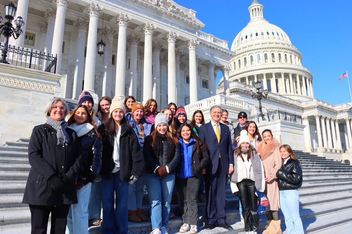 CloseUp_DC tweet picture