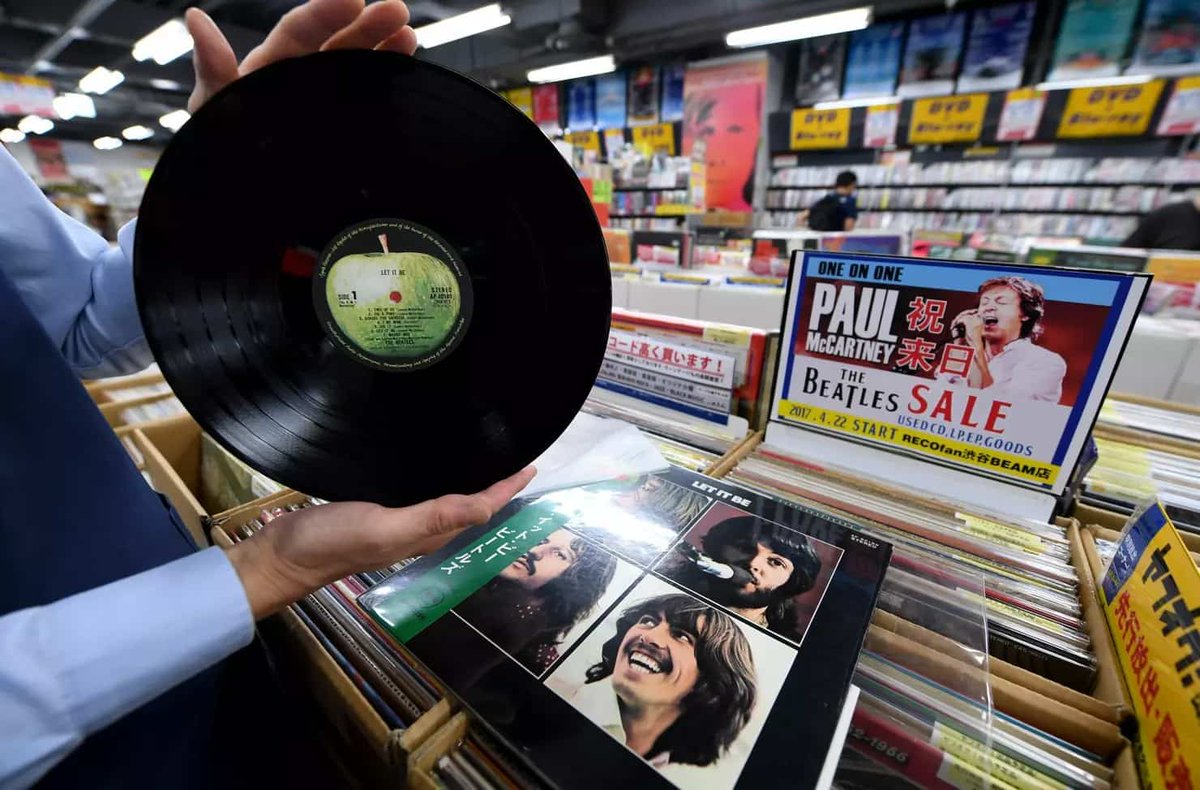 ¿Quieres conocer algunas curiosidades de los discos de vinilo que quizá no sabías? Te lo contemos en este artículo...
flipada.com/discos-de-vini…