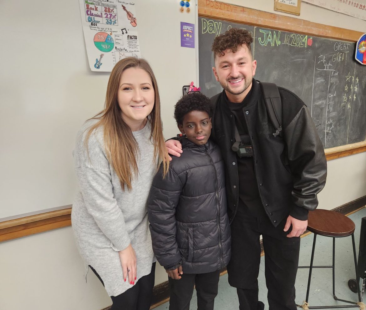 Ms. Laforet tweet media