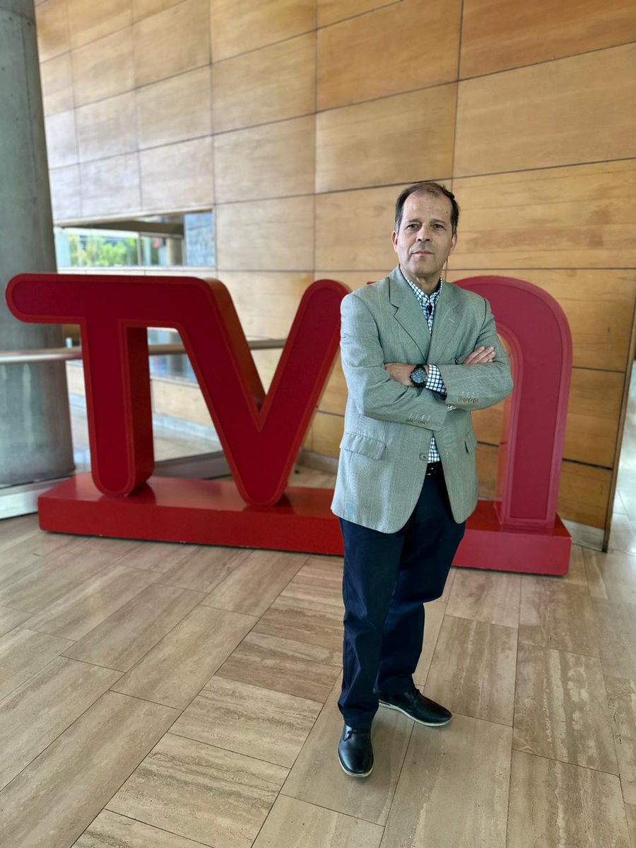 Alejandro Lorca (@alorcad11) on Twitter photo Este domingo, estare en TVN relatando el partido entre Chile y Perú por el Torneo Preolímpico sub 23, junto a <a href="/gonzalofullu/">Gonzalo Fouillioux</a> y el maestro <a href="/PedroCarcuro_TV/">PedroCarcuro_TVN</a>.
Vamos a darle un gran apoyo a nuestros futuros talentos y que gane nuestra selección.
#futbol #Chile #Sub23 #anfp Este domingo, estare en TVN relatando el partido entre Chile y Perú por el Torneo Preolímpico sub 23, junto a <a href="/gonzalofullu/">Gonzalo Fouillioux</a> y el maestro <a href="/PedroCarcuro_TV/">PedroCarcuro_TVN</a>.
Vamos a darle un gran apoyo a nuestros futuros talentos y que gane nuestra selección.
#futbol #Chile #Sub23 #anfp