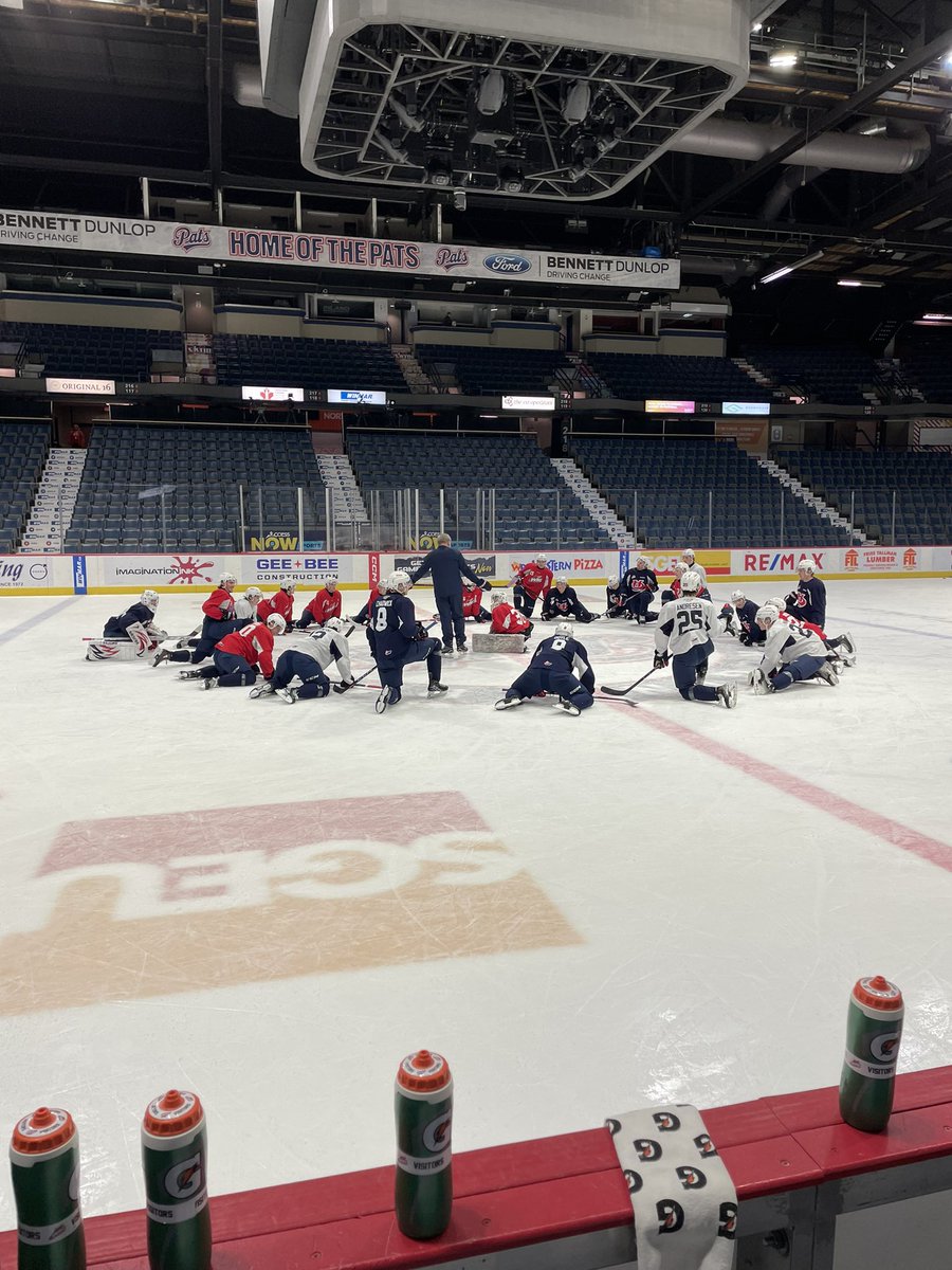 Lethbridge Hurricanes tweet media