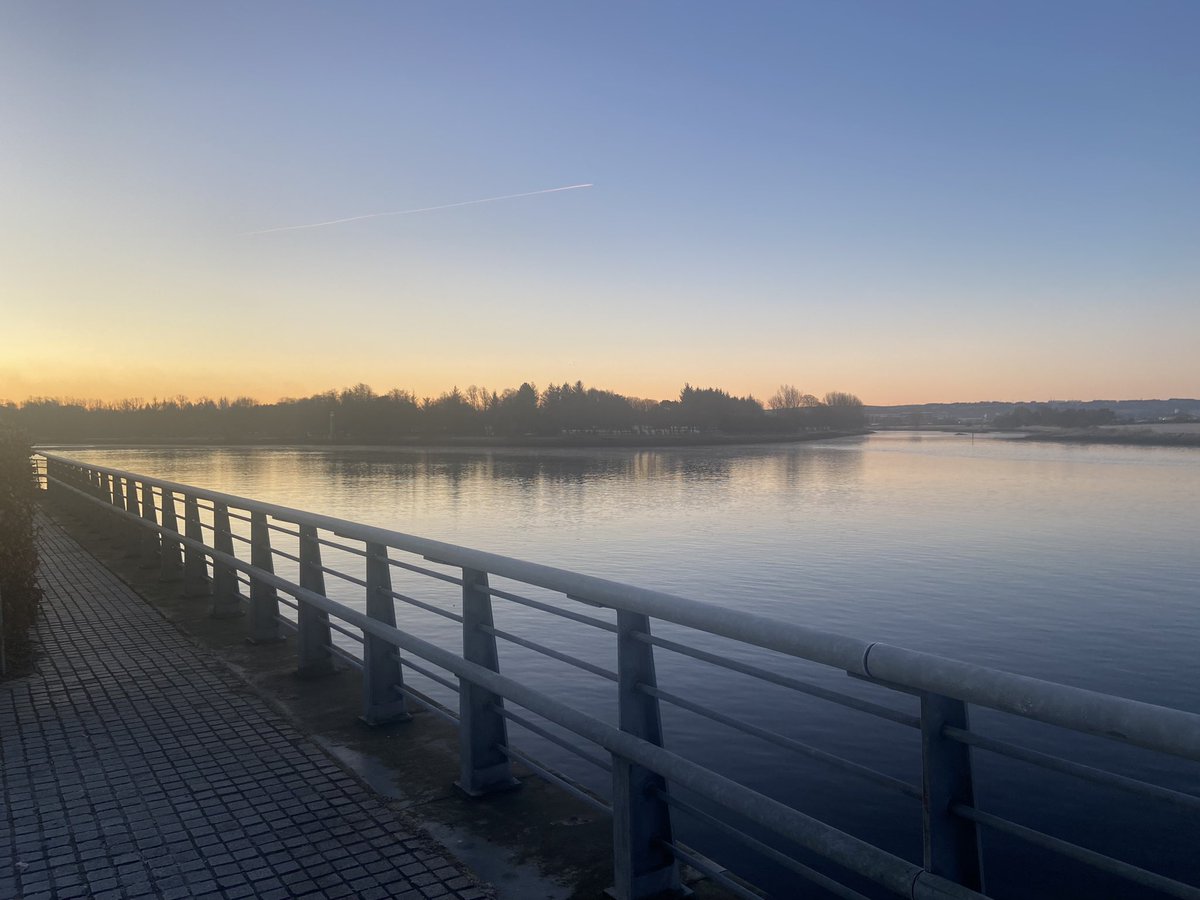 yellowemma193's tweet image. Not such a bad thing to be up early to catch the night shift 😍 #flexibleworking #shiftworkers