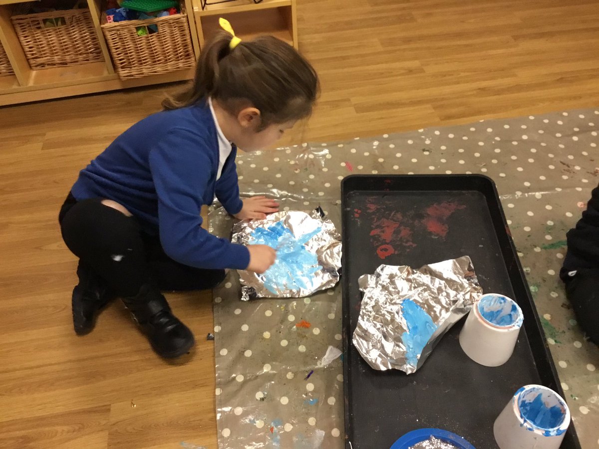 Painting on foil artwork! ⭐️🦉❄️