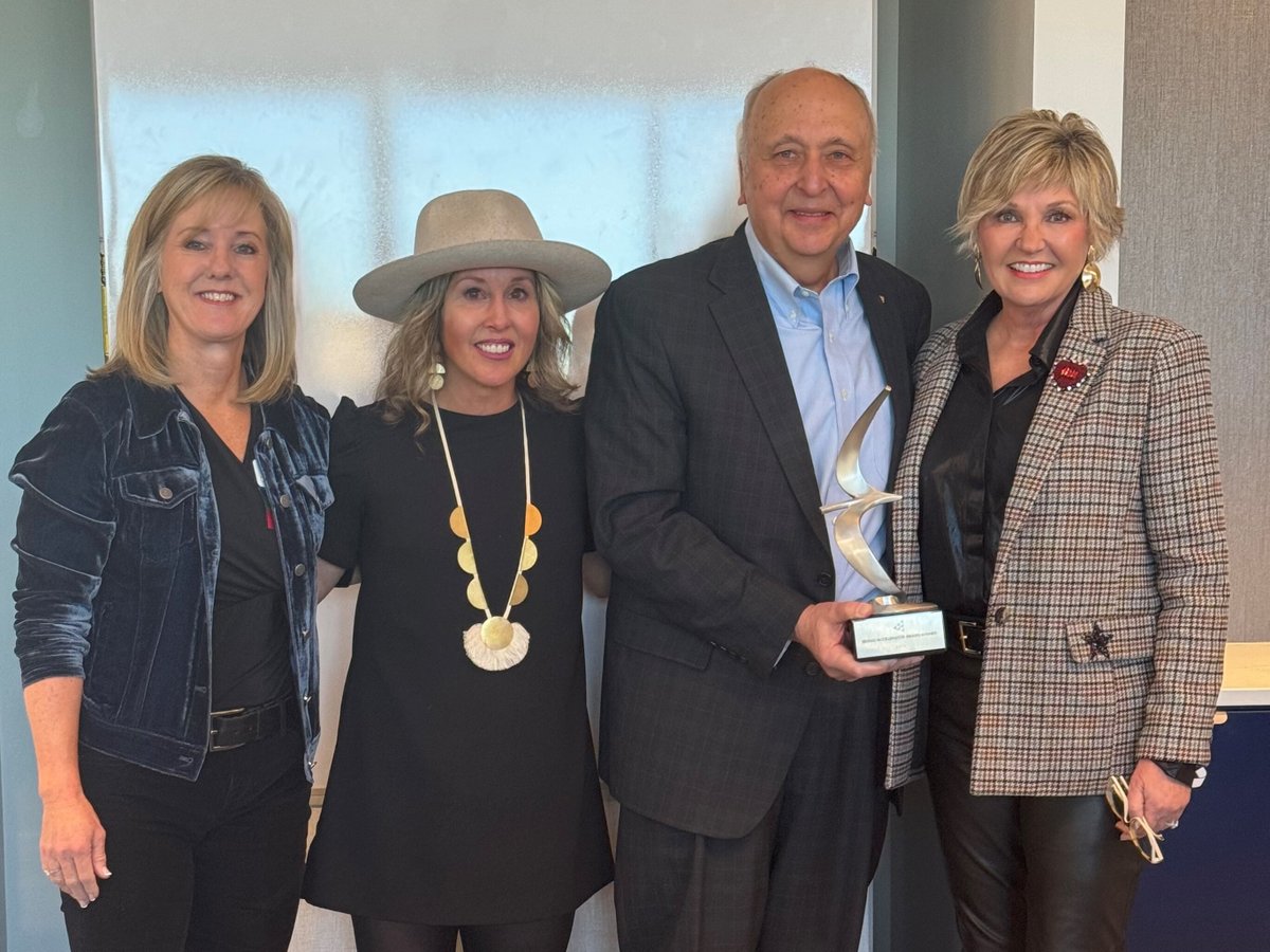 Thank you to @JA_USA and @JAWorldwide for presenting us with the JA Worldwide Award for Brand Amplification! JA-Rocky Mountain and the JA Free Enterprise Center earned international recognition for amplifying the JA brand at the Global Leadership Conference in November.