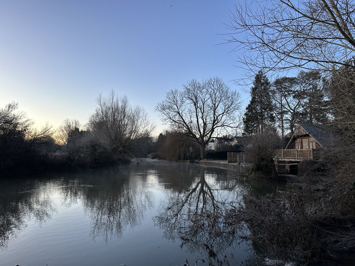 This photo cannot convey just how cold it was by the river this morning!