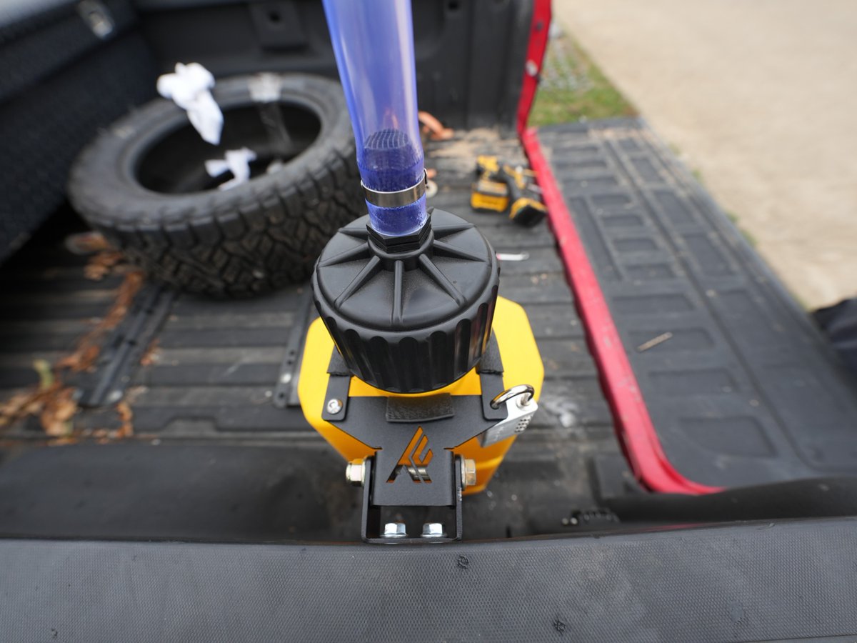 ���� Keep Your Utility Jugs Safe & Secure! Unveil the game-changing Thumper Fab Utility Jug Holder – your ultimate protector for 5-gallon jugs! Secure storage by adding a pad lock so your jugs never go missing again! 🚚 Perfect for UTV, trailer, boat, or truck! #OffroadReady