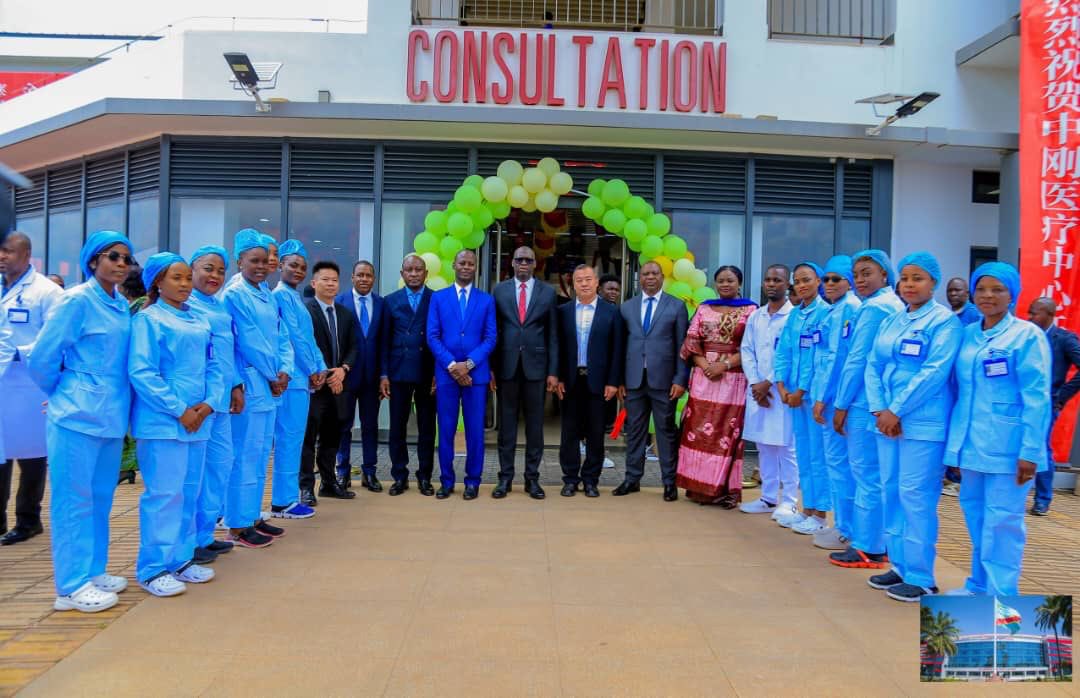 Lubumbashi : l'Hôpital Général de Référence du Haut-Katanga désormais ouvert.   
Particularités : imagerie médicale, dialyse, traitement des calculs rénaux par bombardements laser ( méthode non invasive), urologie spécialisée et autres.  

Le Gouverneur <a href="/JacquesKyabula/">Jacques Kyabula Katwe</a> l’a