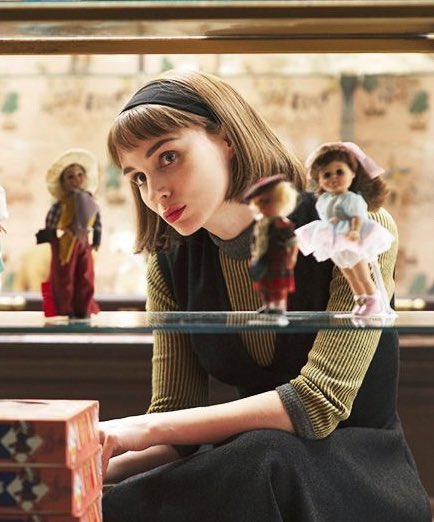 the kind of face that makes you say “i wanted it and i will not deny it” to your husband in the 1950s about the illicit lesbian affair you’ve been having