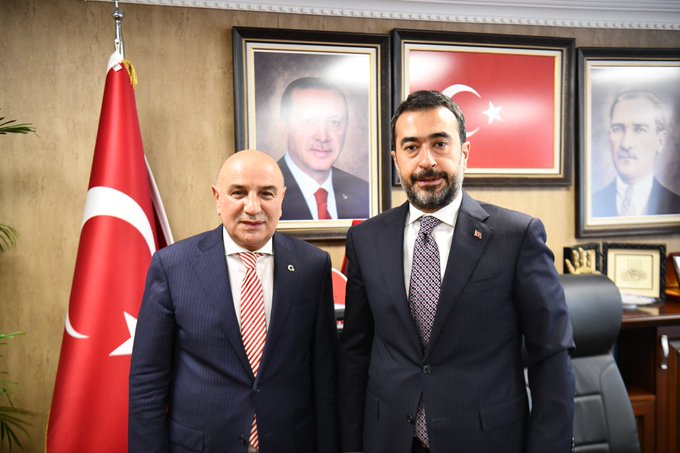 AkpartiAnkara's tweet photo. Başkent Ankara'mız 5 yıllık algı ve balon belediyeciliğinin ardından Türkiye Yüzyılı'na yakışır gerçek belediyeciliğe kavuşuyor!

Ankara Büyükşehir Belediye Başkan Adayımız Turgut Altınok

#AnkaraBizimHepimizin https://t.co/6mcQELBPR9
