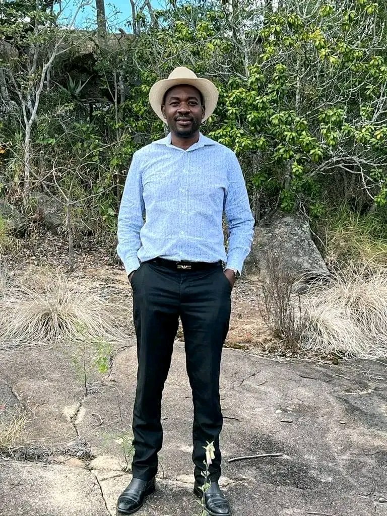 JohnMpanduki's tweet image. The Warrior of the third Chimurenga.. Our own Tshaka. The storm from the east. The flood from the North. Chazezesa. Chikara Chisina mukundi.
Don't skip...