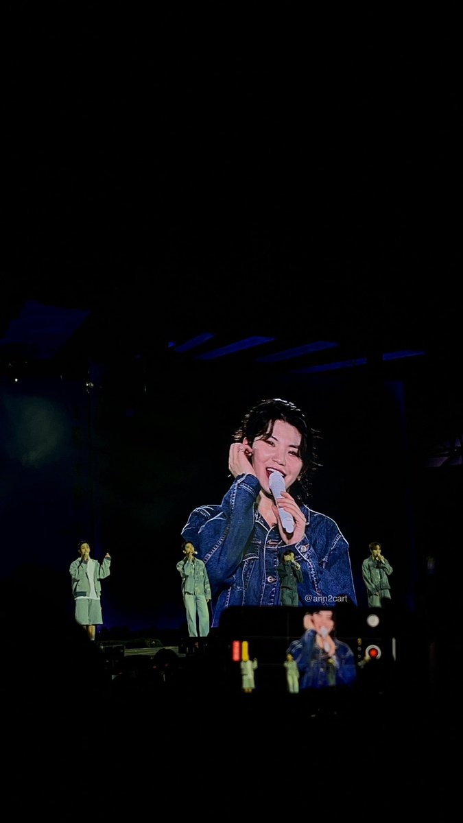ann2cart's tweet photo. Saying I love you is an understatement when it comes to you @pledis_17  🩷🩵 https://t.co/XbllImjHXf
