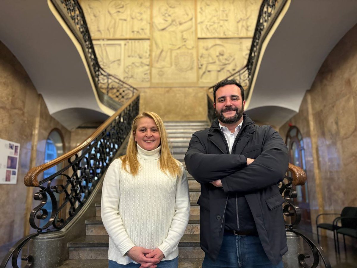 Sabadell_VOX's tweet photo. 🏦Hoy tuvimos el honor de recibir la visita de Jordi de la Fuente, Diputado de VOX en la Diputación de Barcelona.

🟢 Conversamos sobre asuntos municipales y cómo mejorar la vida de los sabadellenses.

 #PolíticaLocal #MejorasParaSabadell #VOXSabadell #Sabadell https://t.co/AHOdohwdCV