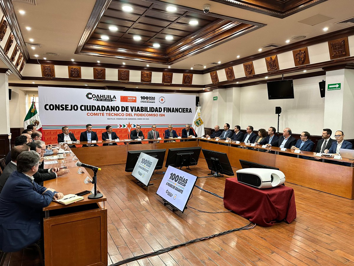 En el Consejo Ciudadano de Viabilidad Financiera en #Saltillo. #CoahuilaPaDelante #APasosDeGigante