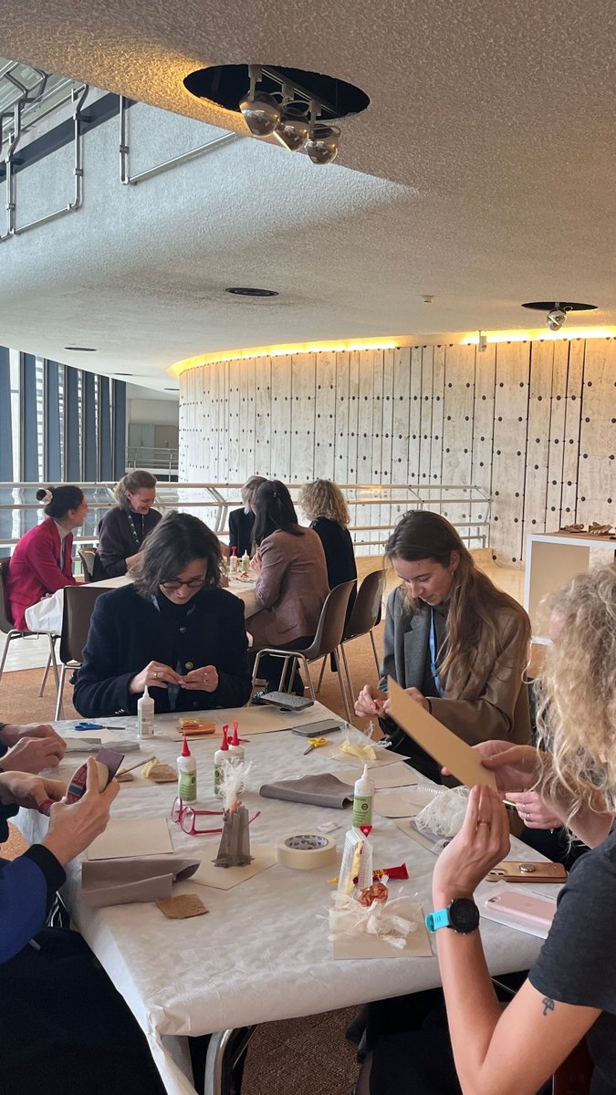 UNGeneva's tweet image. “Art at Your Fingertips“, a creative workshop to mark the World #BrailleDay, was held at @UNGeneva today. Suzanne Boulet , a renowned Geneva artist specializing in textures and touch, led the participants into the world of tactile art.

#HumanRights4All