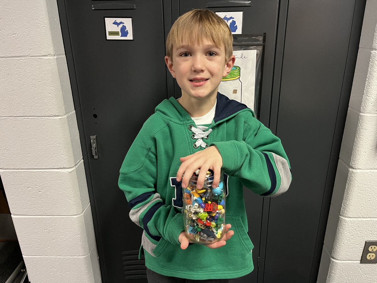 Mrs. Langeland - Waukazoo School tweet media
