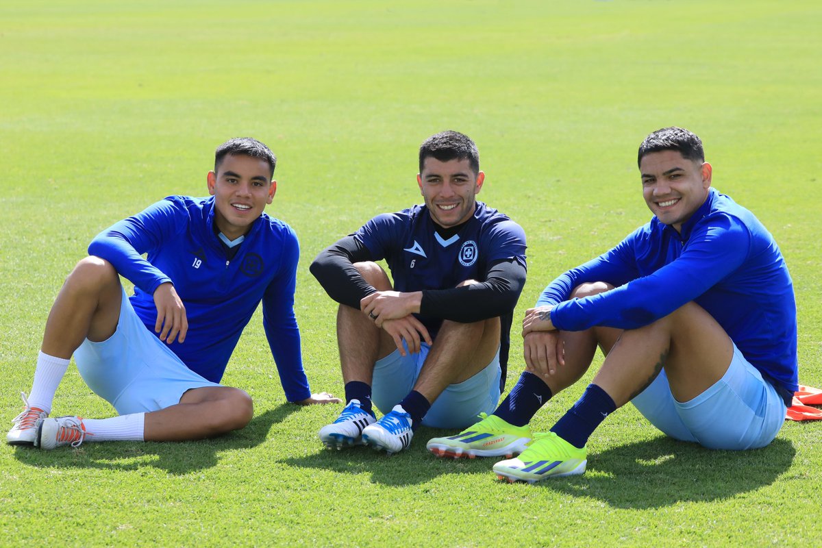 CRUZ AZUL tweet media