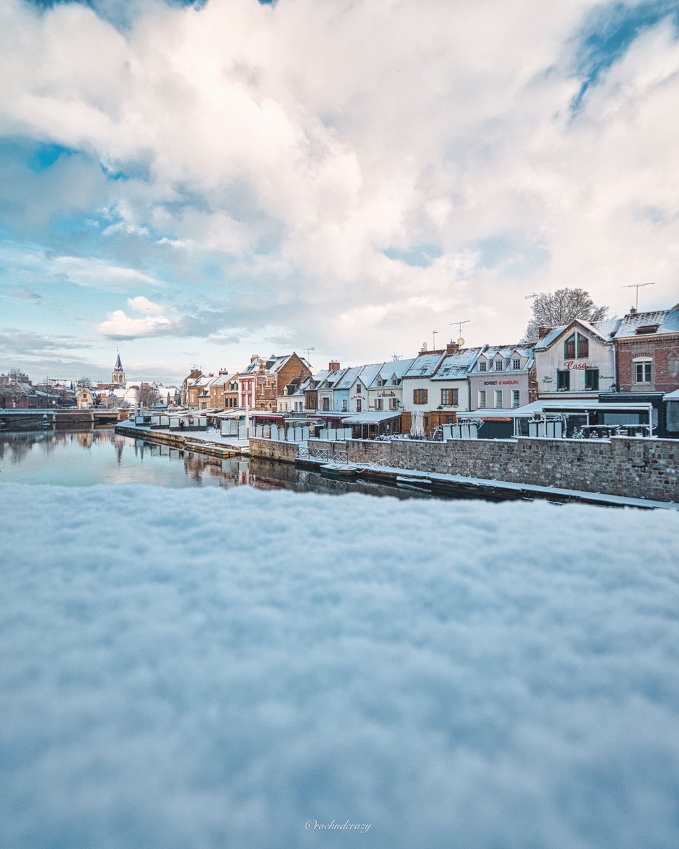 rockndcrazy's tweet photo. Déjà Amiens c’est beau mais sous la neige c’est incroyable 😍❄️🤍
@WakeUpAmiens @hautsdefrance @hdftourisme @fbleupicardie https://t.co/Z9N14DAwBp