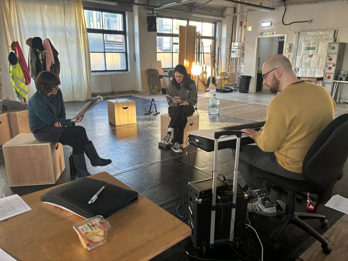 Day 4 R&amp;D. Different rehearsal room, same awesome cast ❤️