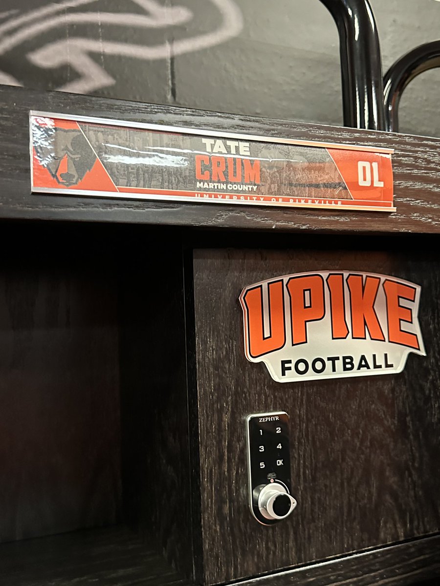 tatecrum50's tweet photo. After a great visit I’m blessed to receive an offer from @upikebears!! Thanks to @CoachMikeHarris and the rest of the staff! https://t.co/iii5LndNyt