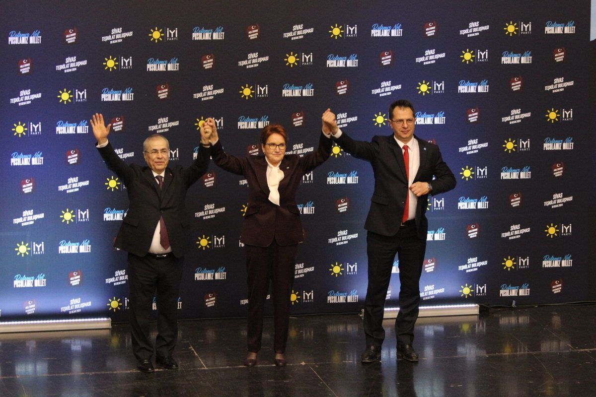 Bugün Genel Başkanımız Meral Akşener bizleri onurlandırdı. İYİ Parti Sivas Belediye Başkan adayı olarak, Sivas'ın cesur yüreğine seslenme fırsatı buldum. Biz bu yolda, siz değerli hemşehrilerimle birlikteyiz! #Sivas #SivasBelediyesi #MeralAkşener #BirlikteBaşaracağız #iyiparti