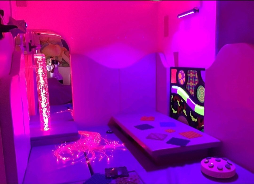 Rebecca K tweet media