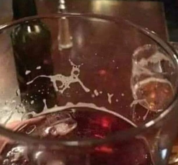 MyFaveBench's tweet image. Can anybody else see Scooby Doo in my pint 😂😂😂😂