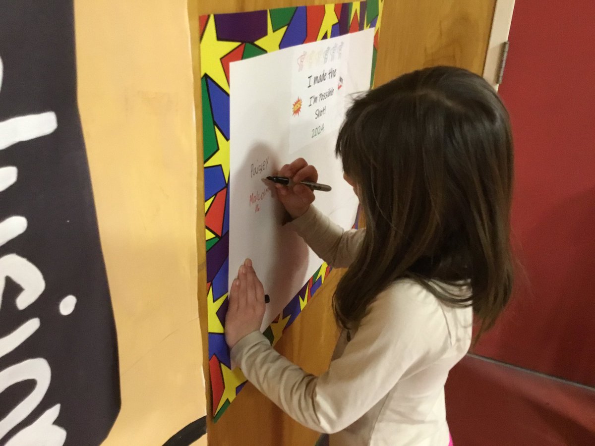 DATL_Physed's tweet photo. Congratulations to Paisley! Another gr 2 student who aced the I’m Possible shot today! Well done! @LeatherbarrowPS #impossibleshot #physed https://t.co/nlCA4IcZyU