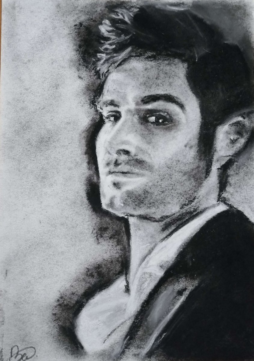 bebec_rebecca's tweet image. Disheveled #Luciferfanart on watercolour paper (8,3x11,7 inch) 
#softpastel &amp;amp; #graphitepowder
(Up for sale) 
#Lucifer