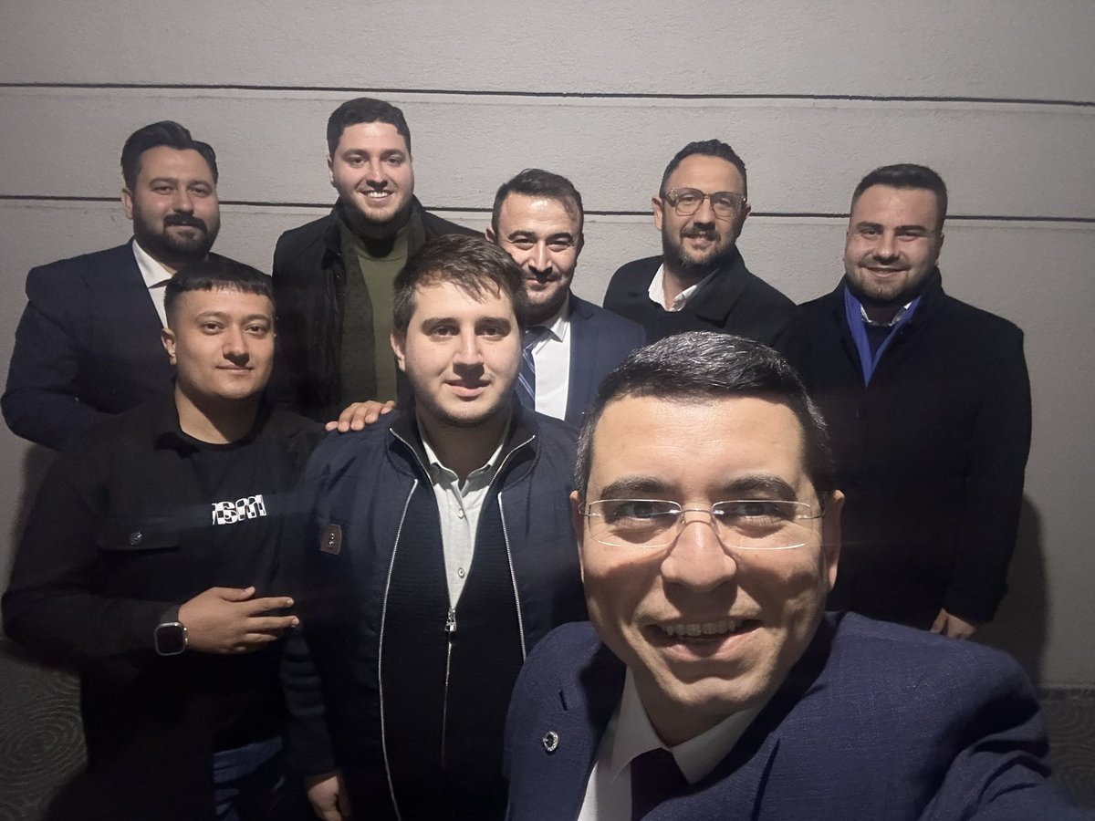 #günsonu
#buradayız

<a href="/HTutuncu/">Hakan TÜTÜNCÜ</a>