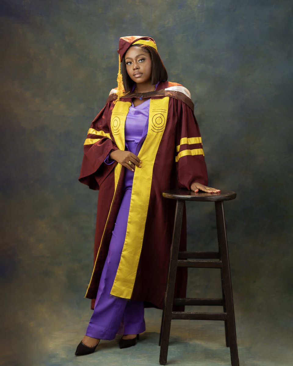 ellen_ell_'s tweet image. YES  I MASTERED IT
MSc. In the freaking Bag🥰
Thank you Department of Human Resources, University of Lagos!

#classof2022 #unilag #msc