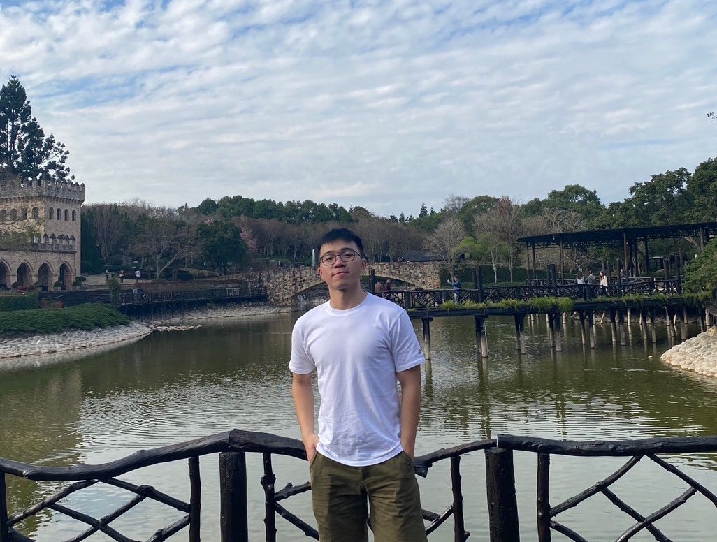 得A流好痛苦🤒🤒
這兩天沒上班在家休息
發燒咳嗽鼻水鼻塞喉嚨痛肌肉酸痛都來了==
真的是放過我