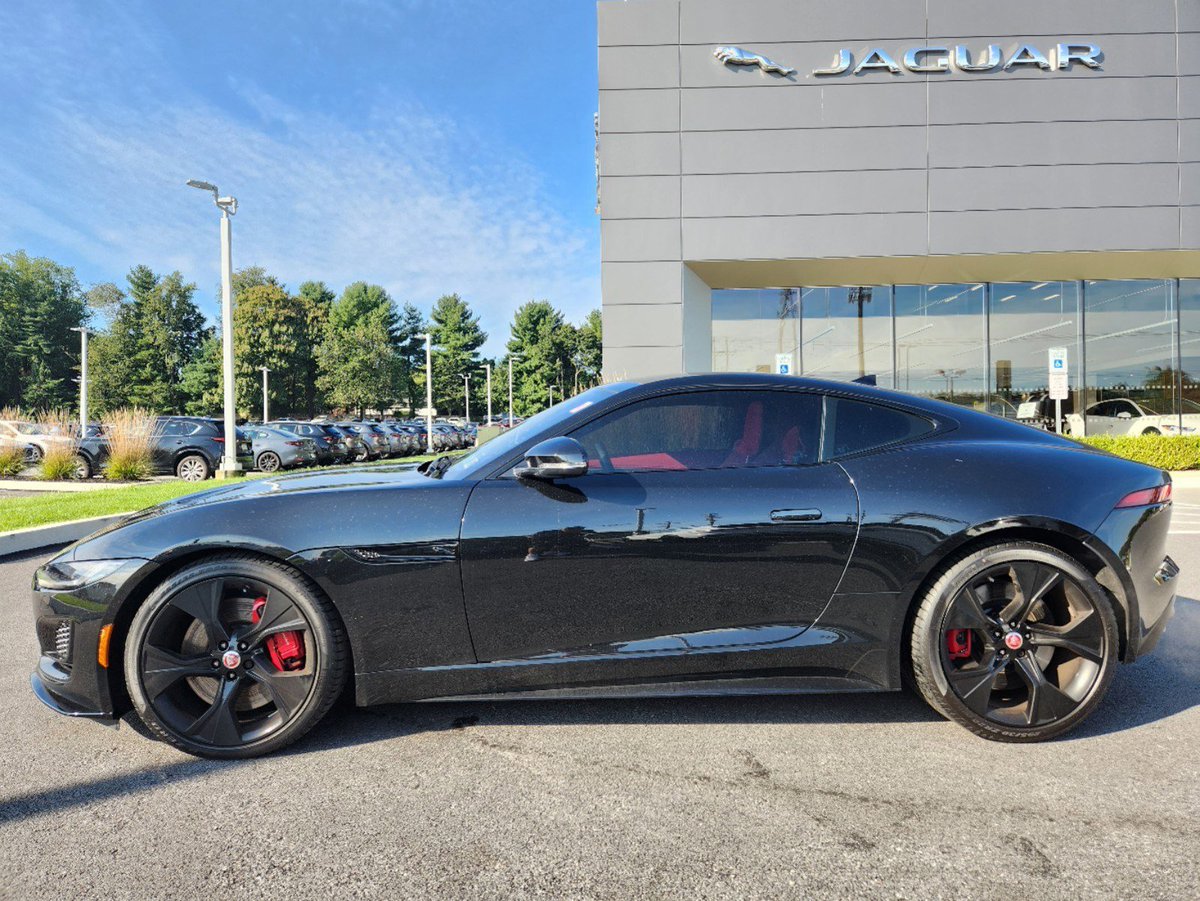 JLRwestchester's tweet image. Experience this Certified 2023 Jaguar F-TYPE P450 at Jaguar Land Rover West Chester 🏁

Dealer Price: $81,495
Stock #: P5217

Connect with our Sales Consultants and make this #FType yours ⬇
📱(610) 436-0600
📍1330 Wilmington Pike West Chester, PA 19382
💻landroverwestchester.com/inventory/2023…
