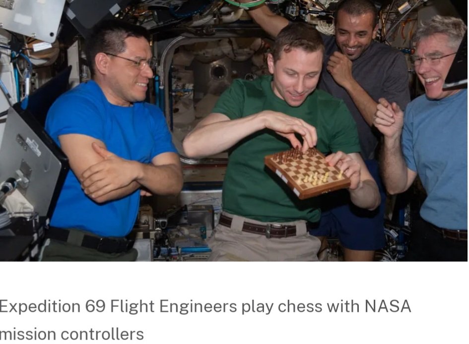 AbuBakar_1222's tweet photo. #NASA #expedition69 #SpaceX #astronauts #FLIGHT #Engineer https://t.co/h00MBj96xo