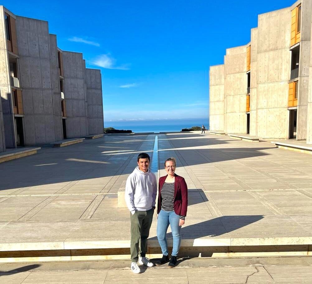 Thrilled to continue my PhD studies at the @salkinstitute with the wonderful @lena_m_mueller ! Today officially kicks off my journey, although a bit old now at @UCSanDiego . Excitement is in the air as I look forward to working with amazing colleagues.
