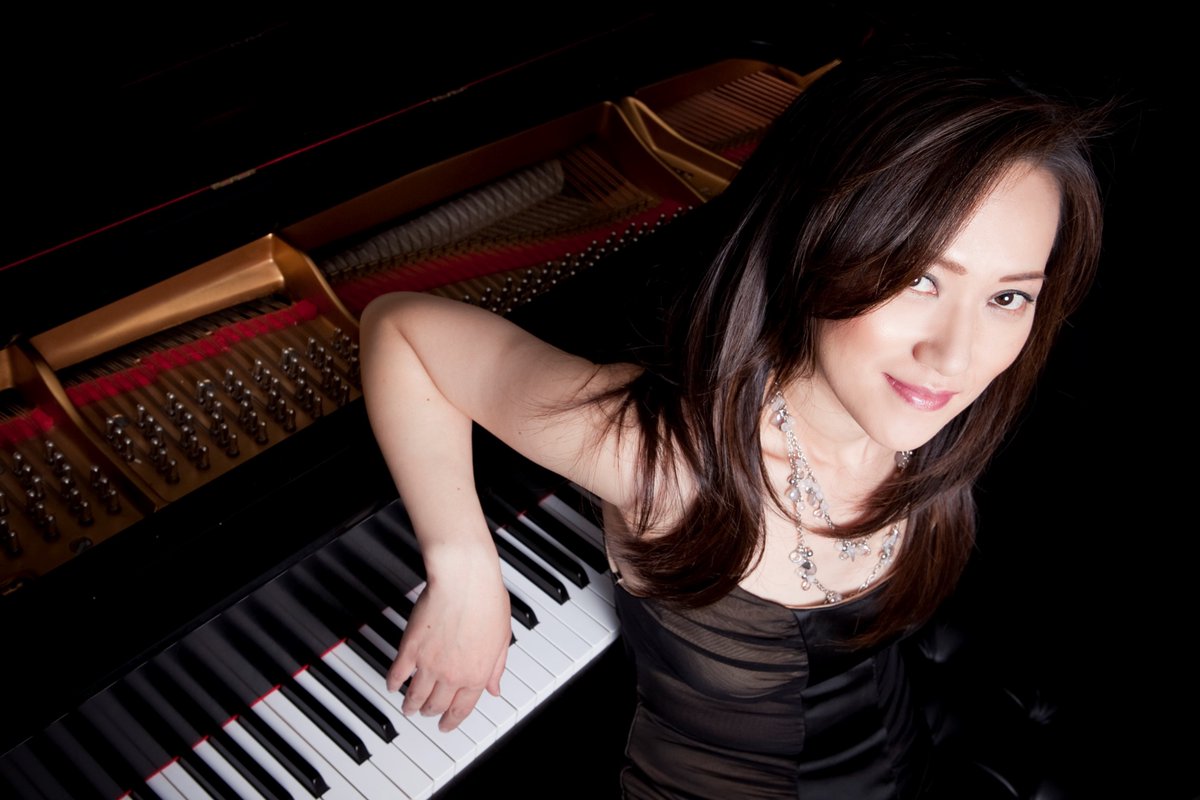 Jazz Pianist Yoko Miwa's Trio (Yoko Miwa - Piano/Composer, Will Slater - Bass, Scott Goulding - Drums) FINALLY Live at Arts Garage, Delray Beach. #JazzBluesFlorida   jazz-bluesflorida.blogspot.com/2024/01/jazz-p…