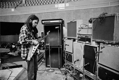 Ponyrok // Duluoz tweet media