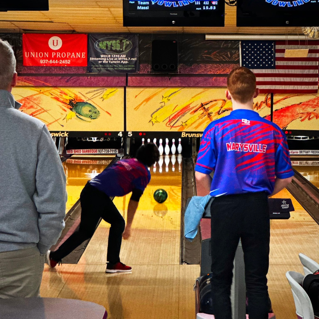 MarysvilleEVSD's tweet photo. 🎳 With skill, focus, and teamwork, our Marysville High School bowling team is a force to be reckoned with!
Let’s cheer on our talented bowlers as they continue to represent our district with pride and excellence. Go Monarchs! 🏆
#MEVSD #PBTM https://t.co/1VMSrfzrgl