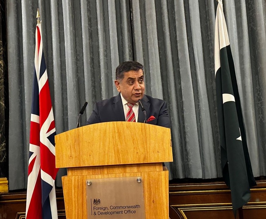 Tremendous @britishasiantst event this evening at @FCDOGovUK celebrating success of our Women's Economic Empowerment programme in Pakistan supported by FCDO's #UkAidMatch. Thank you so much FCDO Minister of State @tariqahmadbt.