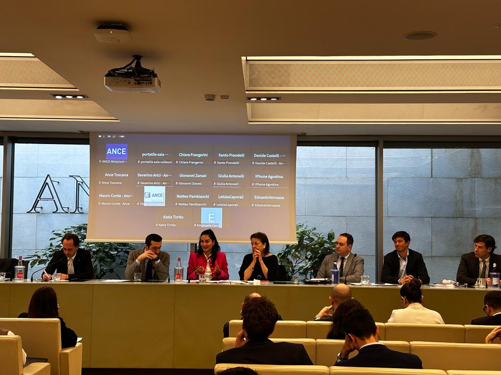 Oggi ci siamo riuniti a Roma per il primo Consiglio Nazionale del nuovo anno. Tra i tanti temi trattati, un focus particolare ha riguardato la #formazione e l' #orientamento al lavoro nel nostro settore. #staytuned